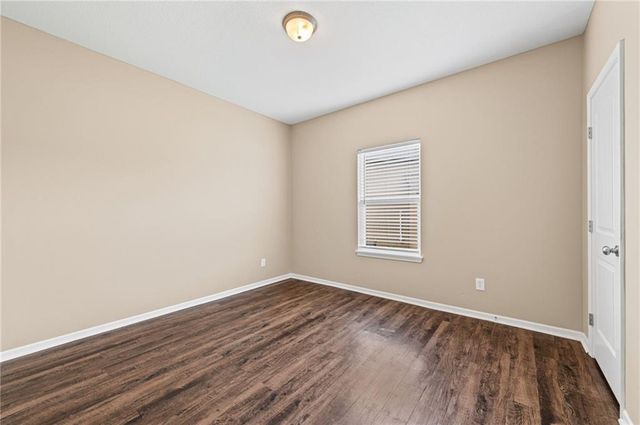 705 NW 111th Terrace, Kansas City, MO 64155