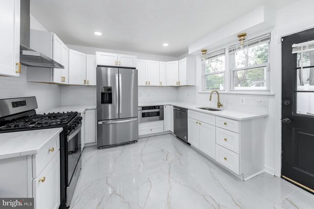 522 CEDAR AVE, Pitman, NJ 08071