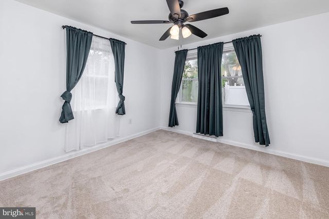 522 CEDAR AVE, Pitman, NJ 08071