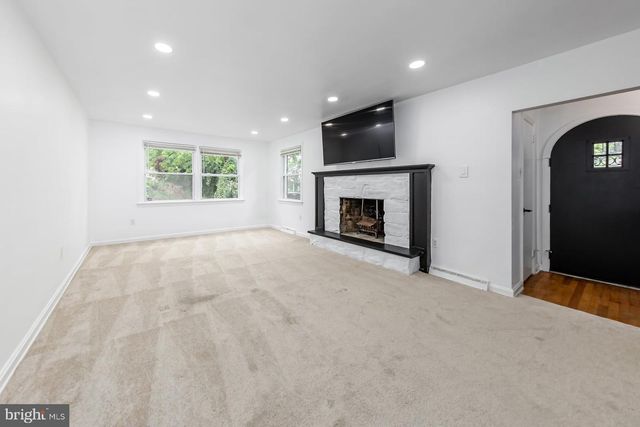 522 CEDAR AVE, Pitman, NJ 08071