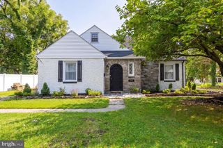 522 CEDAR AVE, Pitman, NJ 08071