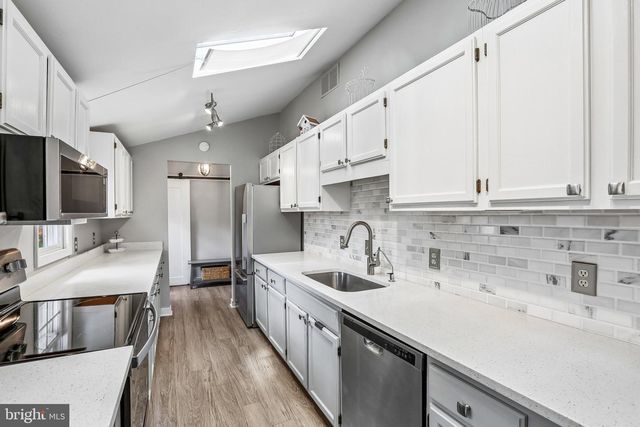 275 GIBSON RD, Pasadena, MD 21122