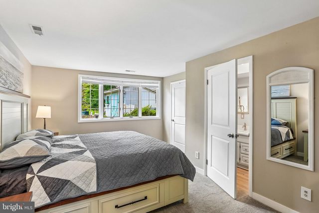 275 GIBSON RD, Pasadena, MD 21122