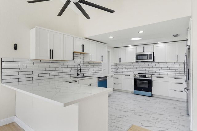 6279 Dayspring Way, Sacramento, CA 95823