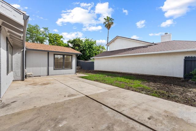 6279 Dayspring Way, Sacramento, CA 95823