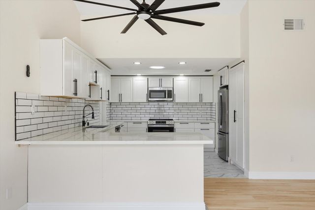 6279 Dayspring Way, Sacramento, CA 95823