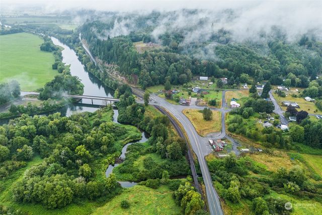 3 Porter Creek Road, Elma, WA 98541