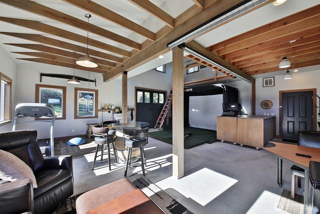 896 Snowshoe Place, Greenbank, WA 98253