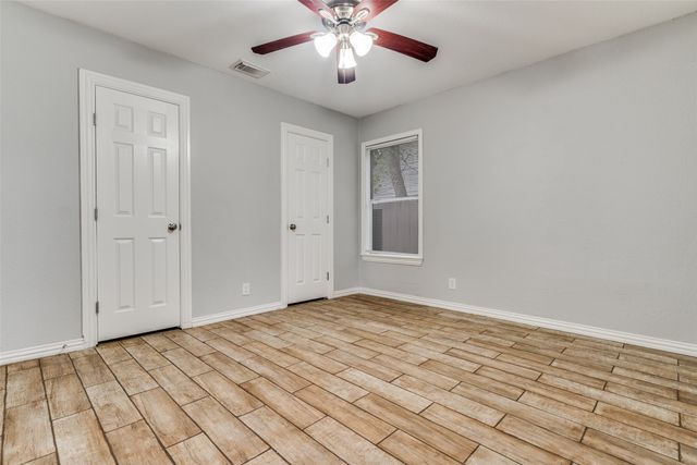 1239 Cedar Haven Avenue, Dallas, TX 75216