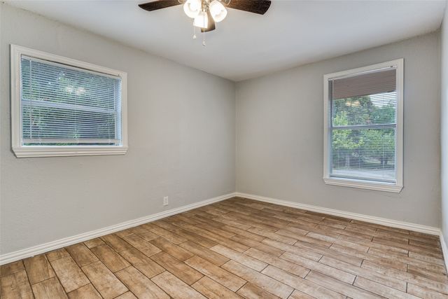 1239 Cedar Haven Avenue, Dallas, TX 75216