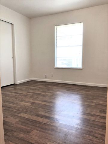 1405 Kamar DR, Austin, TX 78757