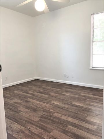 1405 Kamar DR, Austin, TX 78757