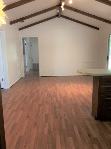 1405 Kamar DR, Austin, TX 78757