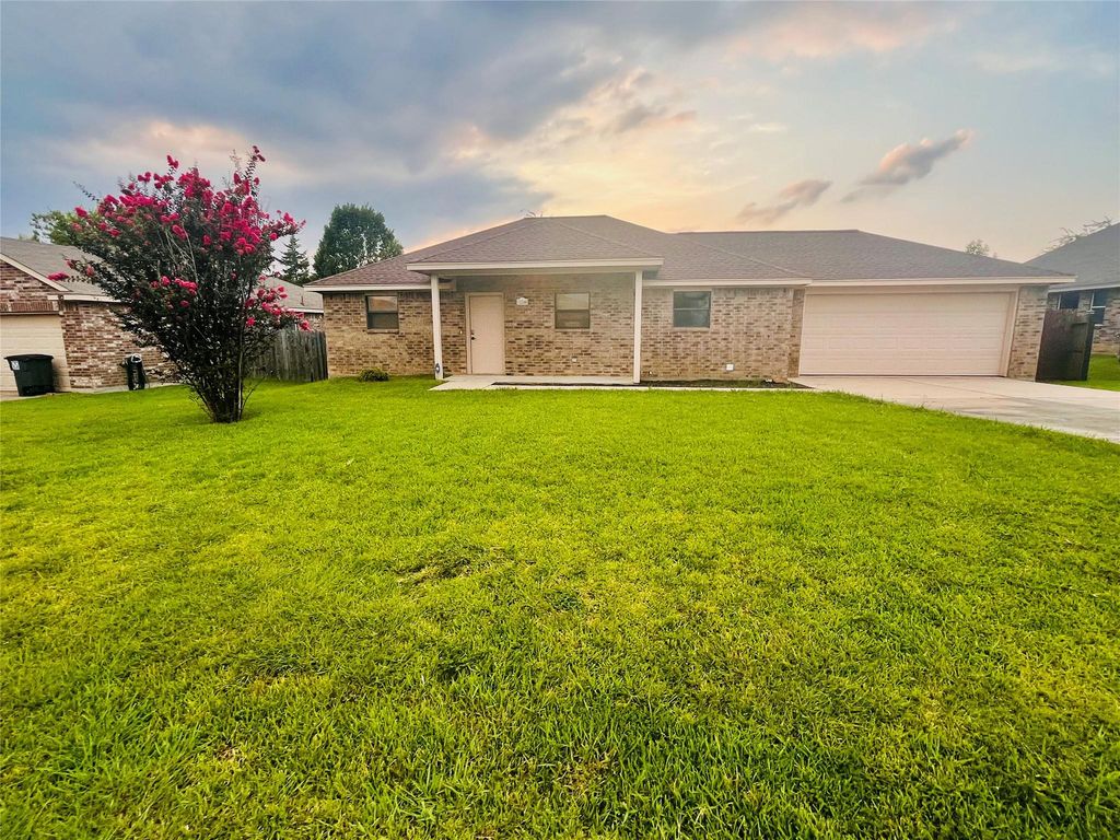 13340 Miller Lane, Willis, TX 77318