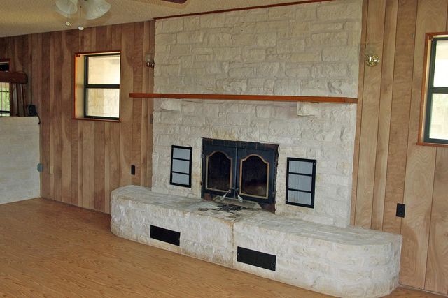 1141 Fm 3158, Dale, TX 78616