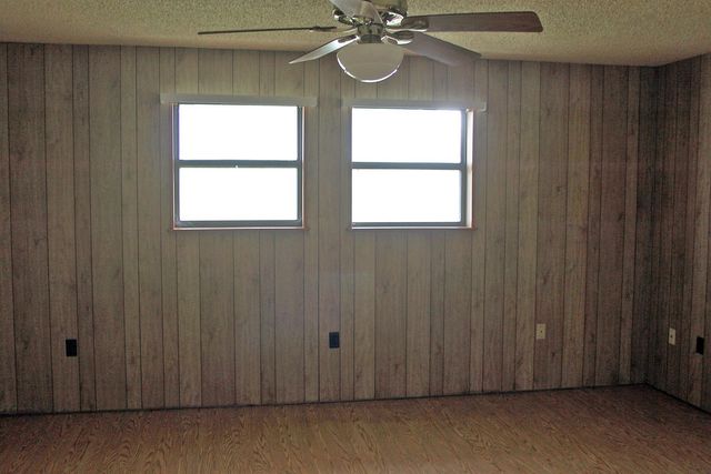 1141 Fm 3158, Dale, TX 78616