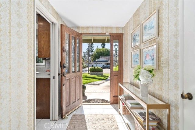 1906 Suva, Costa Mesa, CA 92626