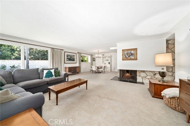1906 Suva, Costa Mesa, CA 92626