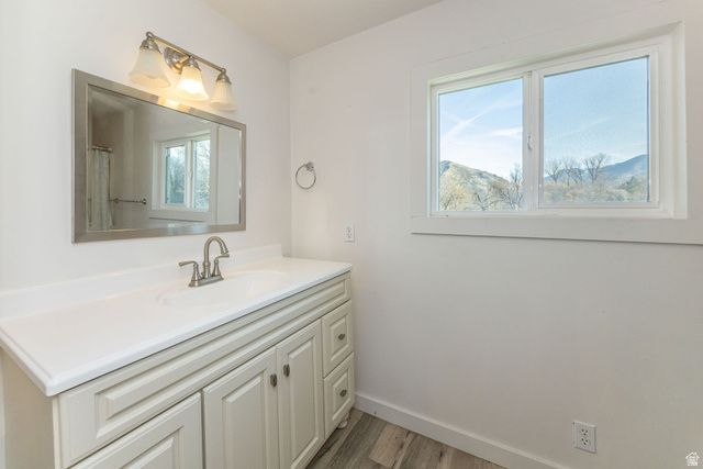 415 E PANORAMIC DR, Hyrum, UT 84319