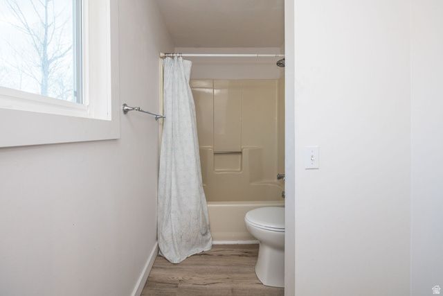 415 E PANORAMIC DR, Hyrum, UT 84319