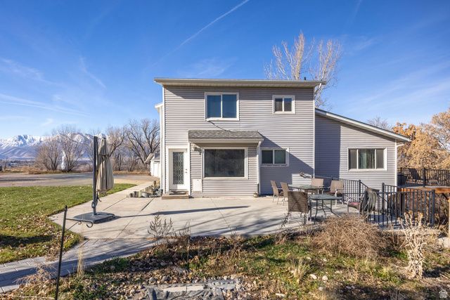 415 E PANORAMIC DR, Hyrum, UT 84319