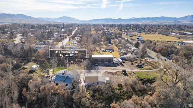 415 E PANORAMIC DR, Hyrum, UT 84319