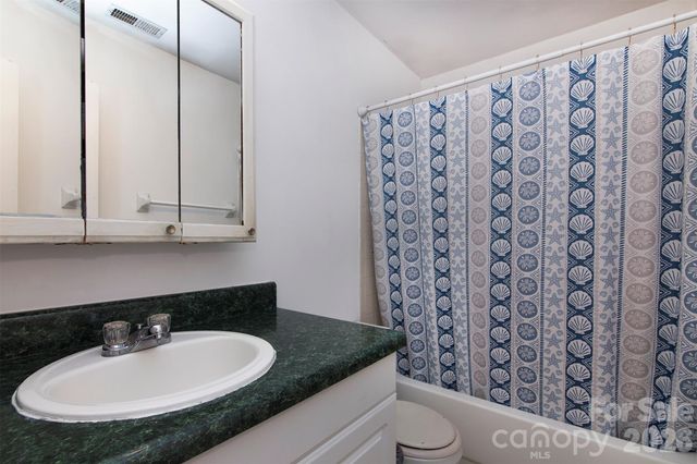 4803 Harri Ann Drive, Charlotte, NC 28227