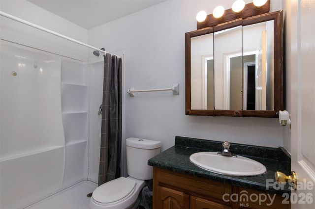 4803 Harri Ann Drive, Charlotte, NC 28227