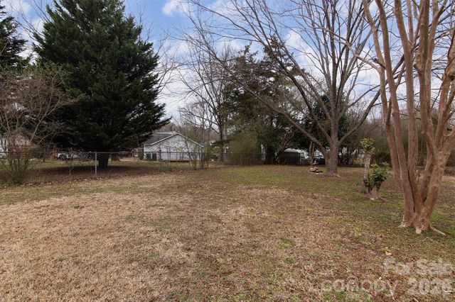 4803 Harri Ann Drive, Charlotte, NC 28227