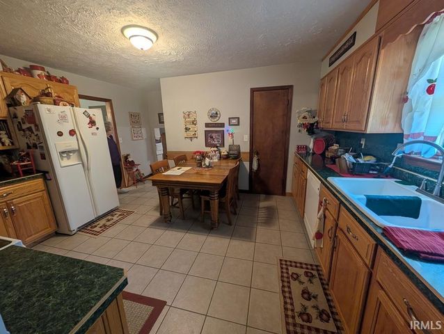 12689 E Burnett Lane, Springville, IN 47462