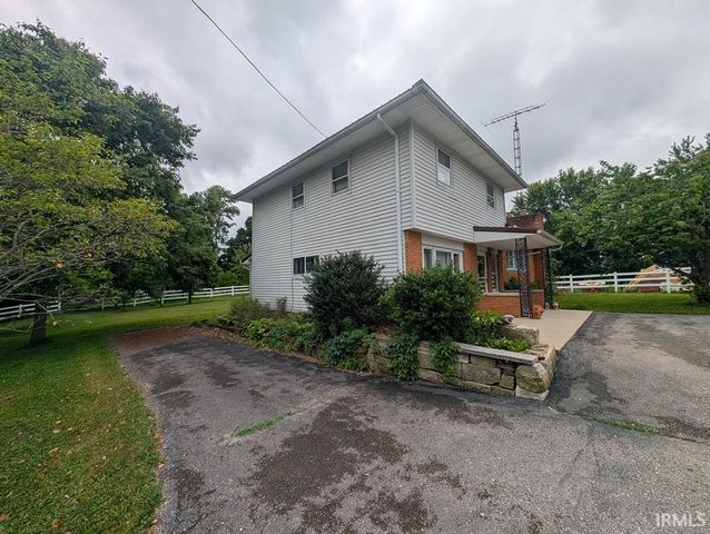 12689 E Burnett Lane, Springville, IN 47462