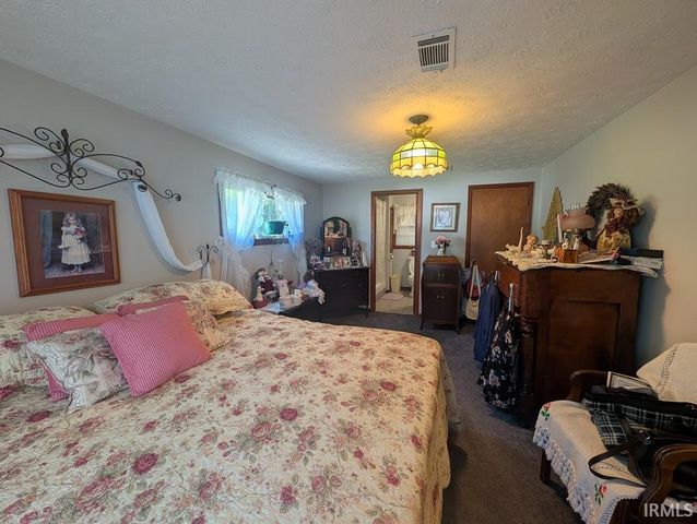 12689 E Burnett Lane, Springville, IN 47462