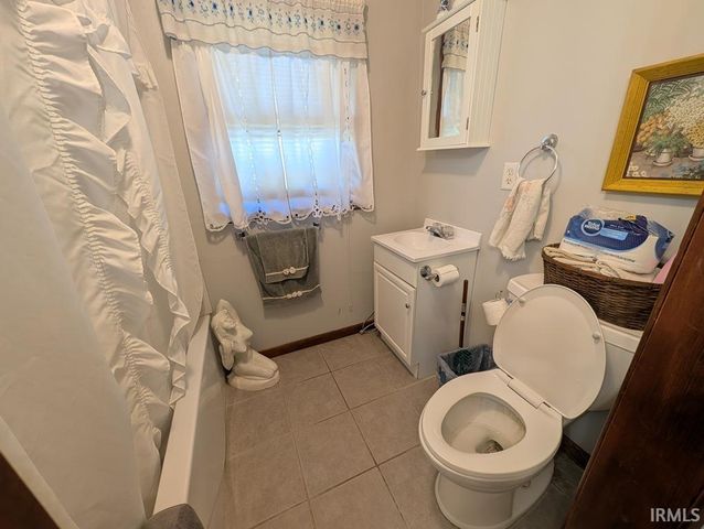 12689 E Burnett Lane, Springville, IN 47462