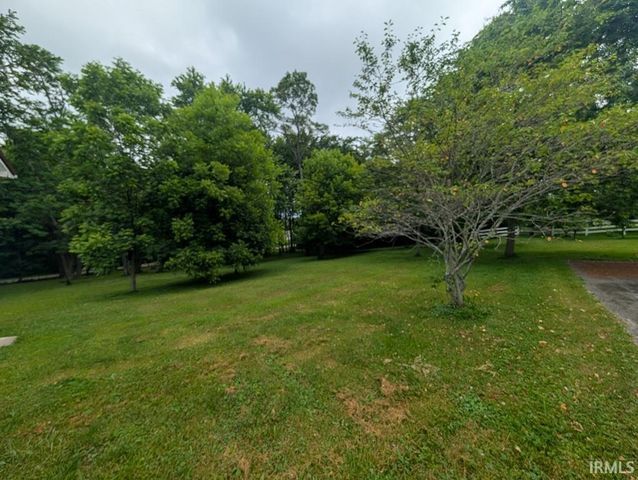 12689 E Burnett Lane, Springville, IN 47462