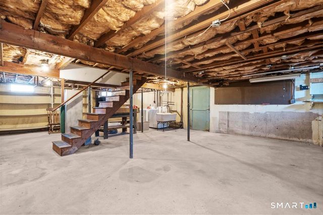 89 Baldwin Avenue, Meriden, CT 06450