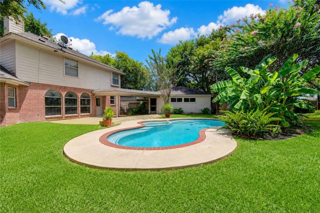 1107 Magnolia Woods Court, Sugar Land, TX 77479