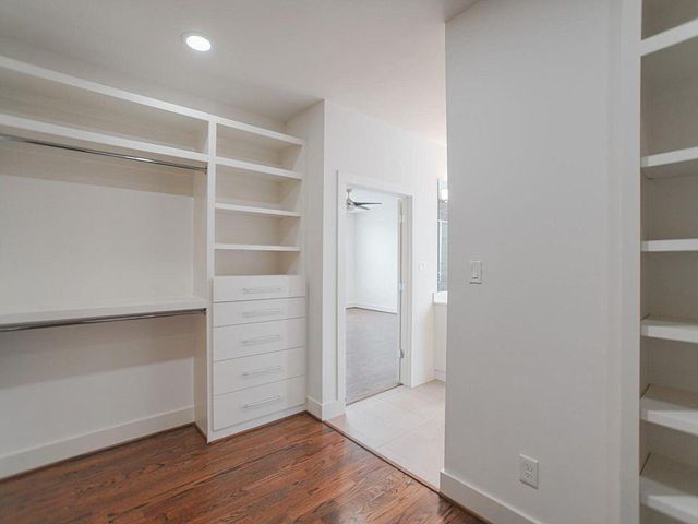 2004 Rosedale Street F, Houston, TX 77004