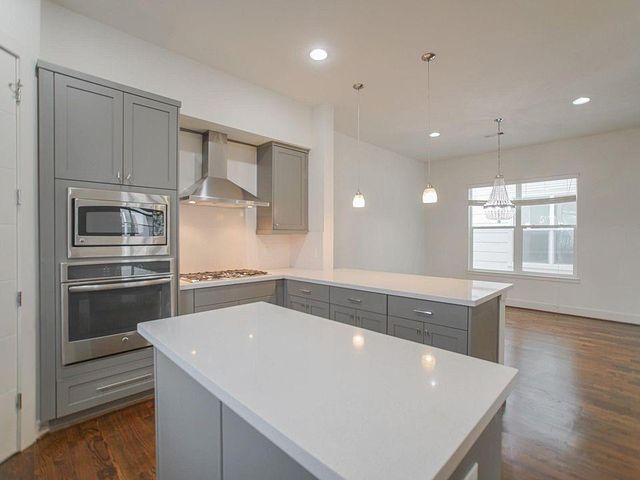 2004 Rosedale Street F, Houston, TX 77004