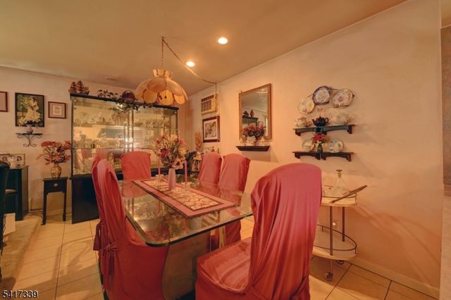 274 Gaston Ave, Garfield City, NJ 07026
