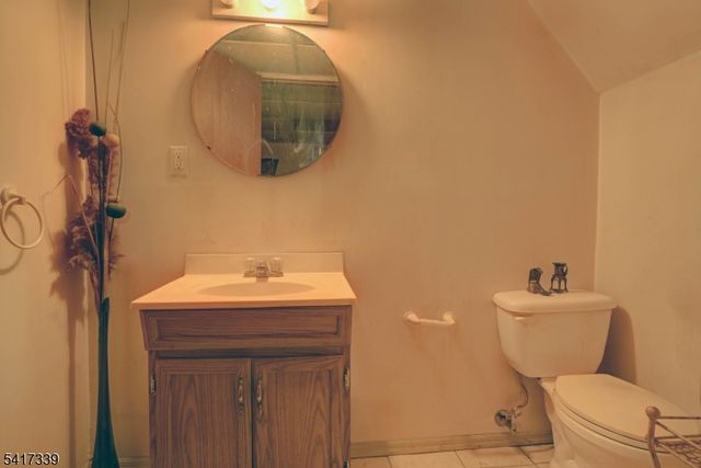 274 Gaston Ave, Garfield City, NJ 07026