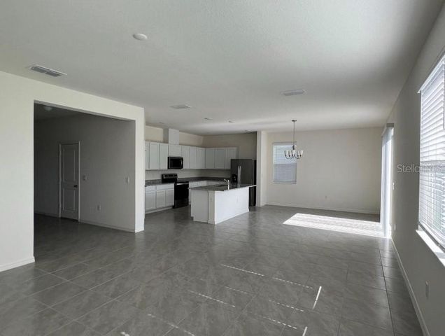 9112 WESTSIDE HILLS DRIVE, Davenport, FL 33896
