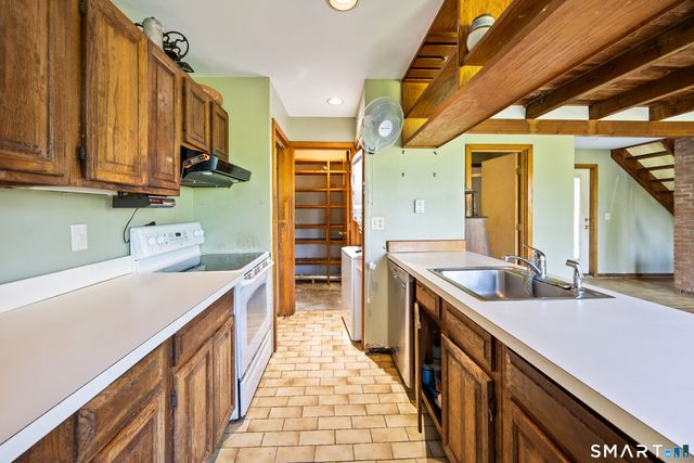 106 Pratt Road, Clinton, CT 06413