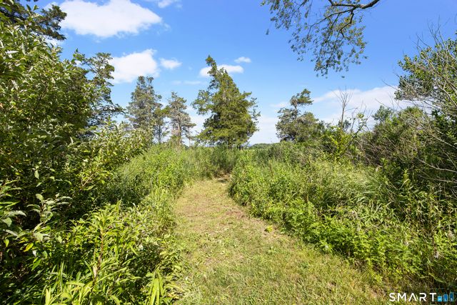 106 Pratt Road, Clinton, CT 06413
