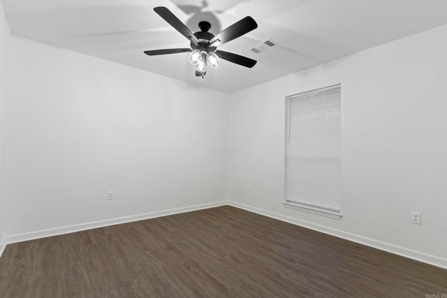 301 White Blossom Circle, Bryant, AR 72022