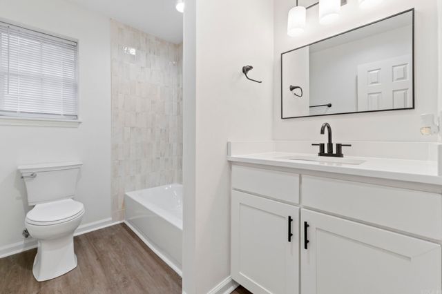 301 White Blossom Circle, Bryant, AR 72022