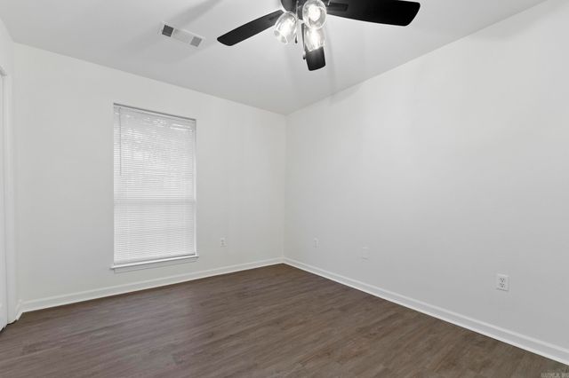 301 White Blossom Circle, Bryant, AR 72022