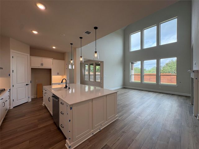 7404 Montage DR, Austin, TX 78738