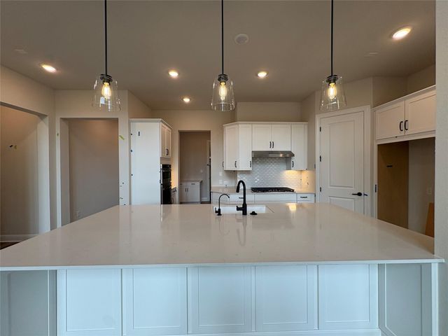 7404 Montage DR, Austin, TX 78738