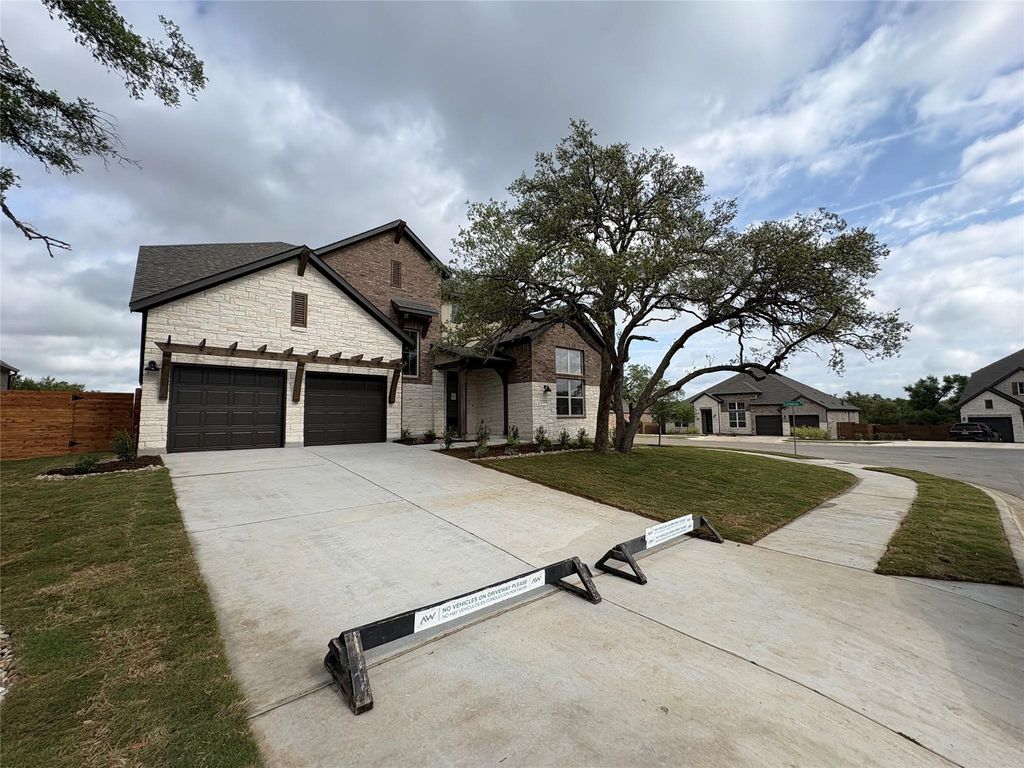 7404 Montage DR, Austin, TX 78738