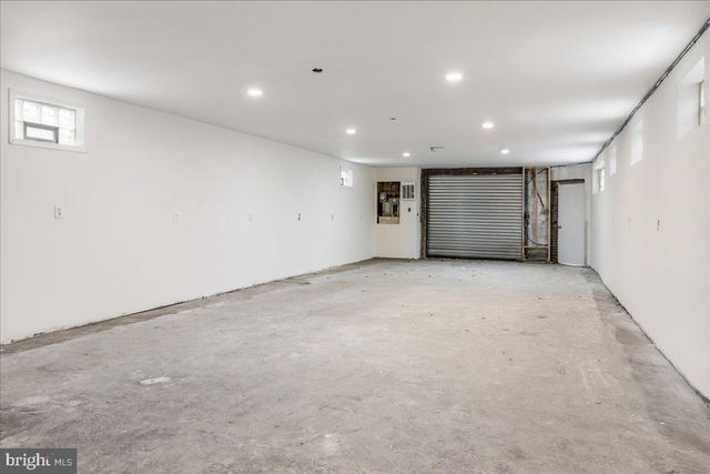 806 POWELL AVE, Darby, PA 19023